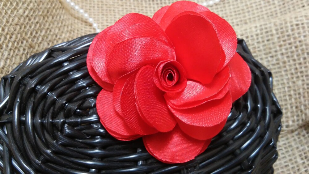 Presilha hairclips Chara vermelho