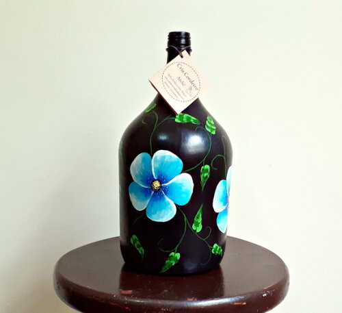 Garrafa Decorada com Pintura Floral