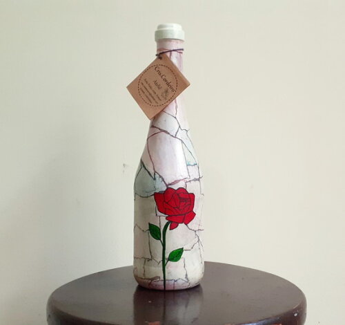Garrafa Decorada com Pintura Floral