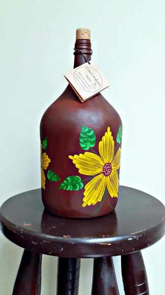 Garrafa Decorada com Pintura Floral
