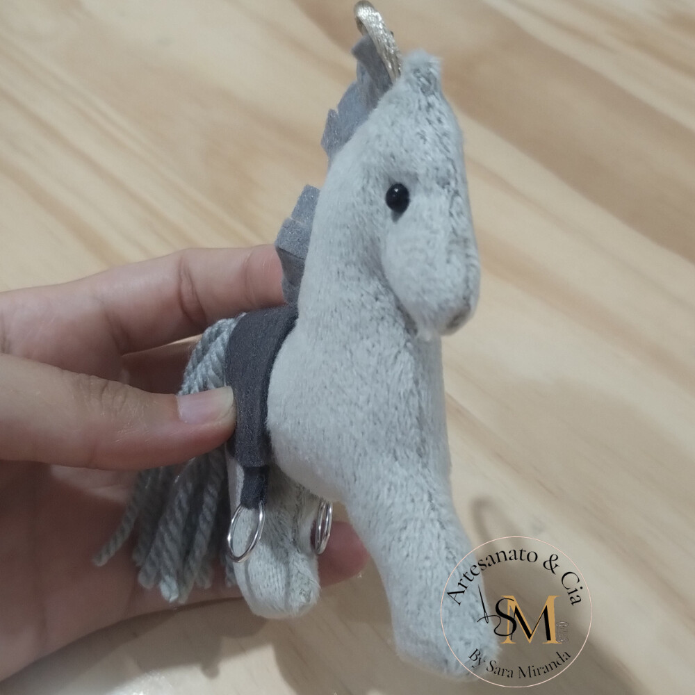 Chaveiro Cavalo em Pelúcia