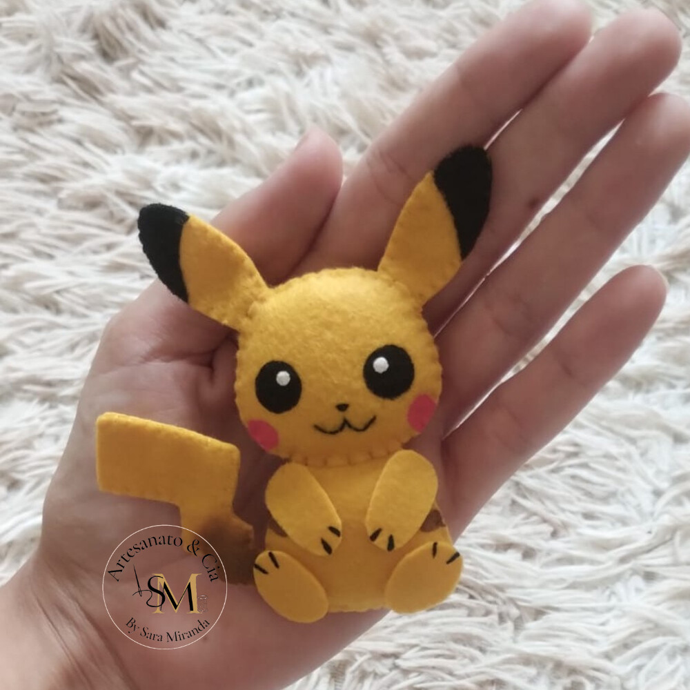 Chaveiro Pikachu em Feltro