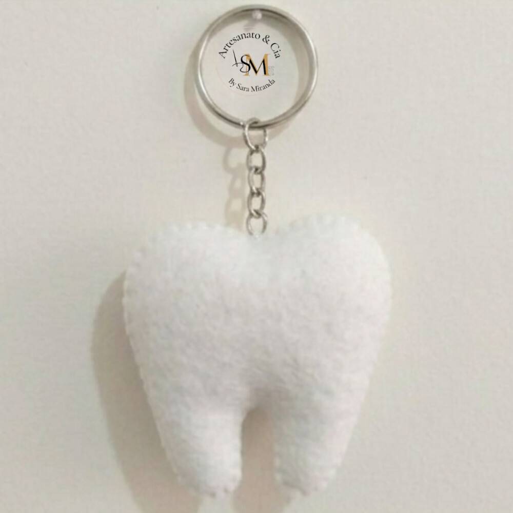Chaveiro Dentinho em Feltro