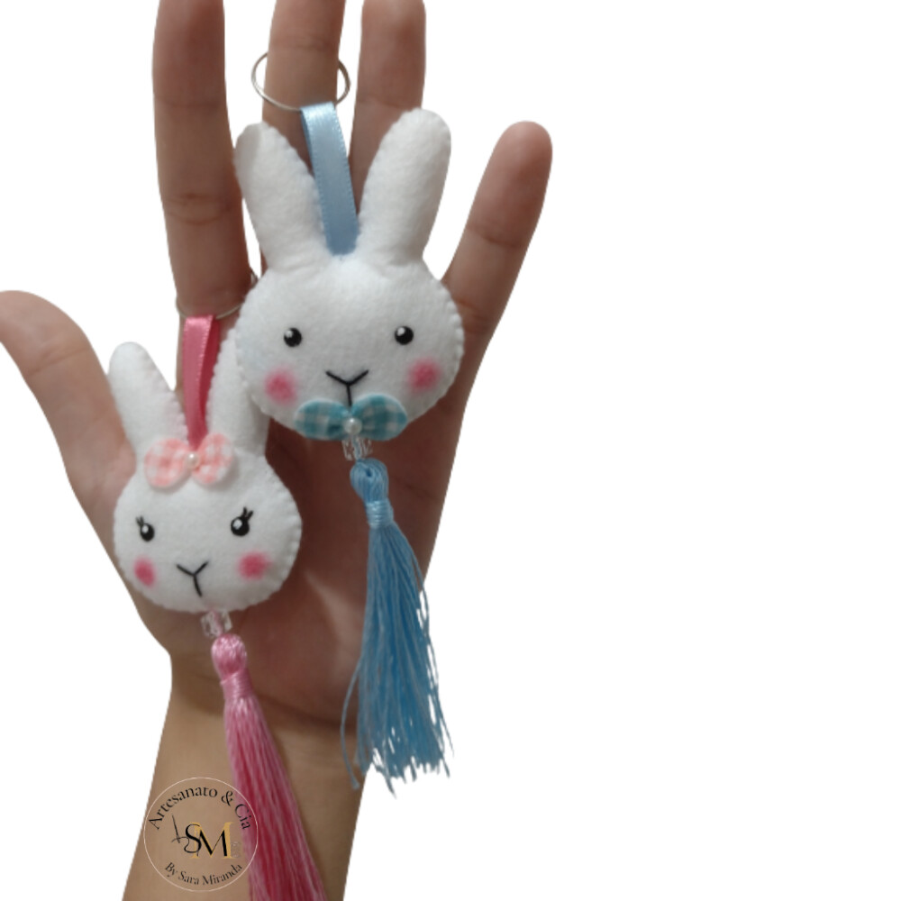 Chaveiro Coelho em Feltro com Tassel