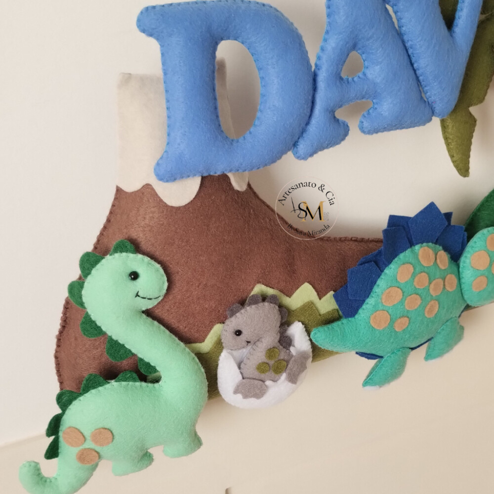 Enfeite de Porta Dinossauros em Feltro