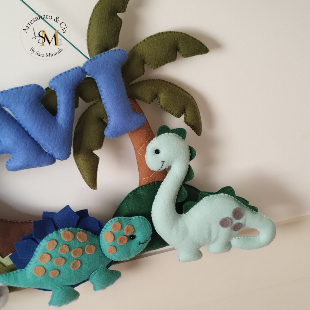 Enfeite de Porta Dinossauros em Feltro