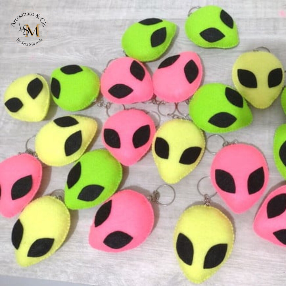 Chaveiro Alien em Feltro