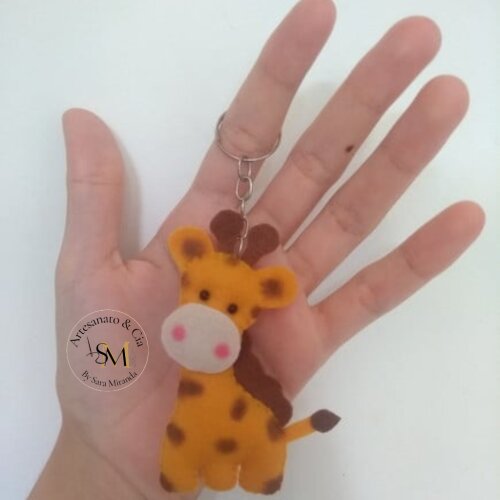 Chaveiro Girafa em Feltro