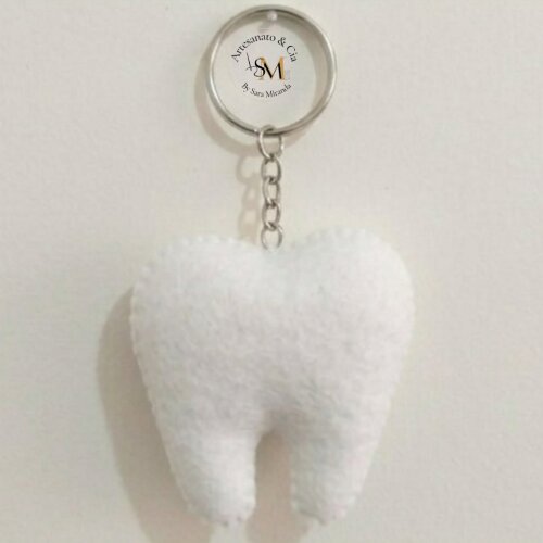 Chaveiro Dentinho em Feltro