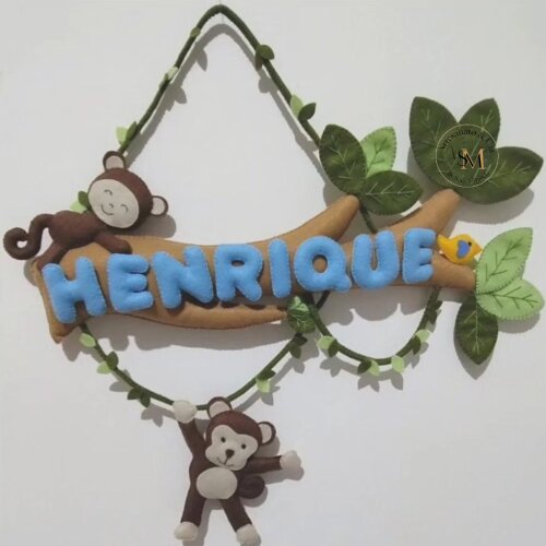 Enfeite de Porta do Macaco em Feltro