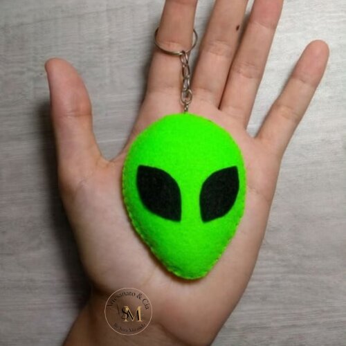 Chaveiro Alien em Feltro