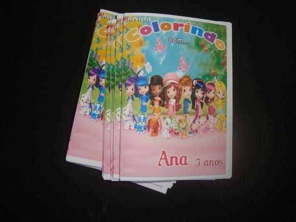 Livro Colorir Moranguinho