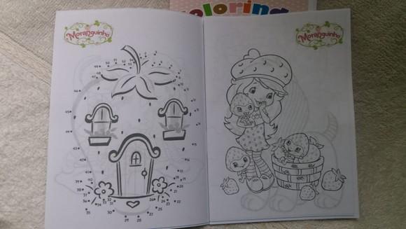 Livro Colorir Moranguinho