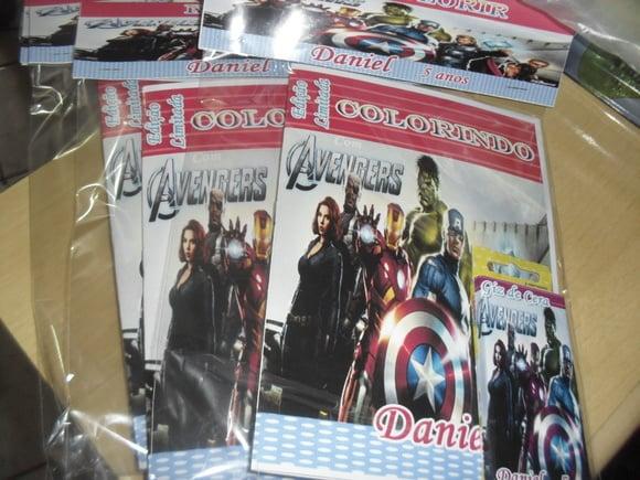 Livro Colorir Vingadores