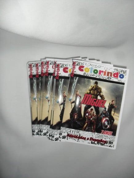Revista Colorir Vingadores