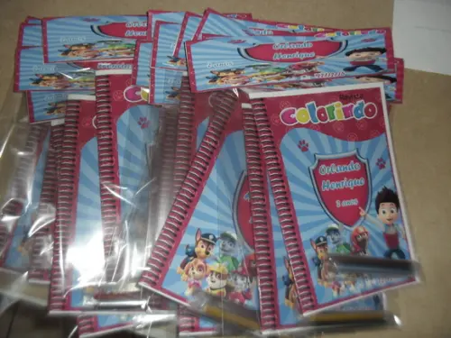 Livro de Colorir com 2 Giz Cera
