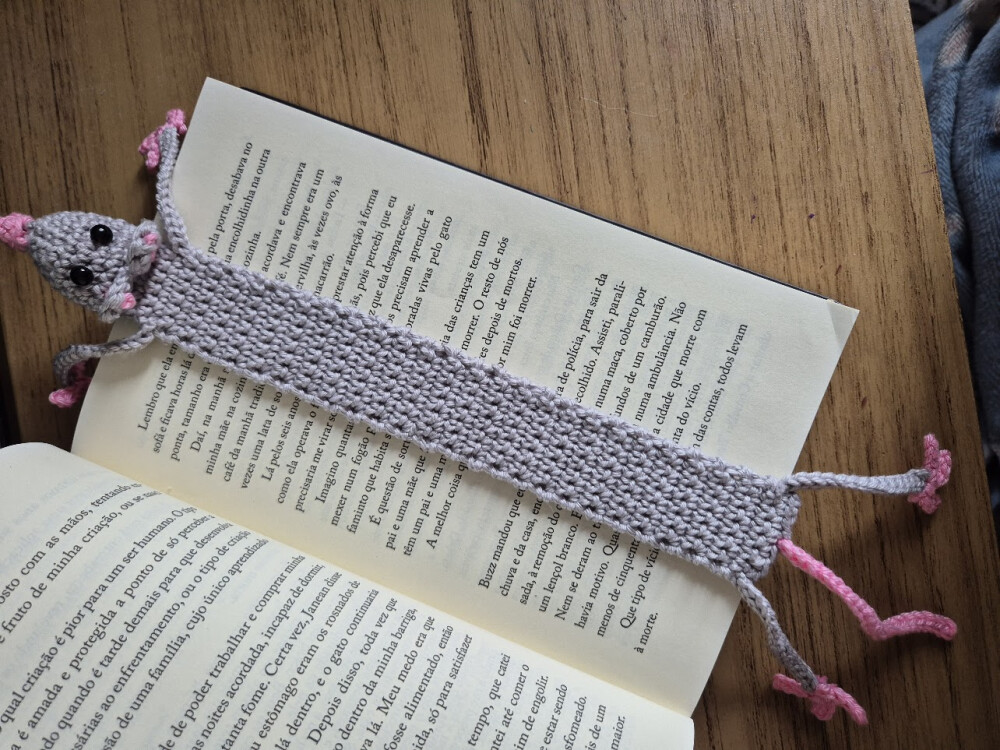 Marca Página Rato Esmagado - Amigurumi Crochê
