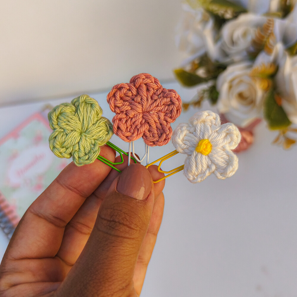 Clipe Flor em Crochê com Cartão | Coleção Dia dos Professores