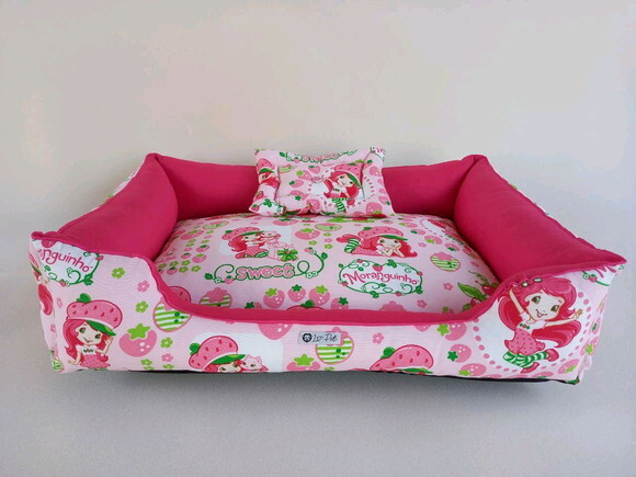 Cama para Pets quadrada Moranguinho 70x70