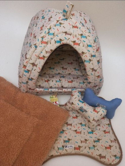 Casinha Iglu para Pets com Pelúcia 60x60 com 5 Peças