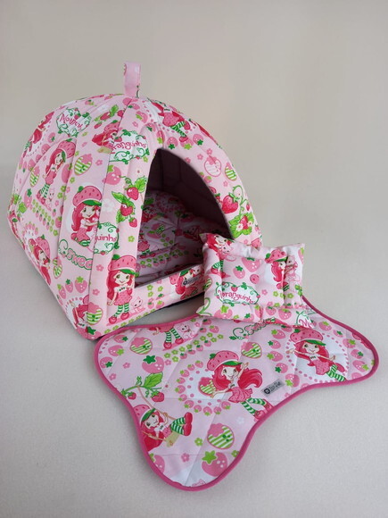 Casinha Iglu para Pets Moranguinho 60x60 com 4 peças