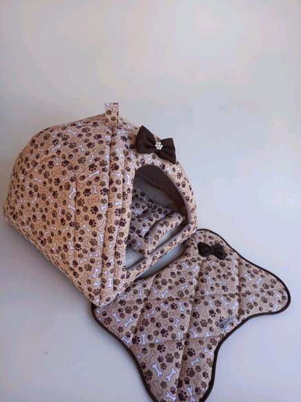Casinha Iglu para Pets Patinhas c/ pelúcia 60x60 com 5 peças