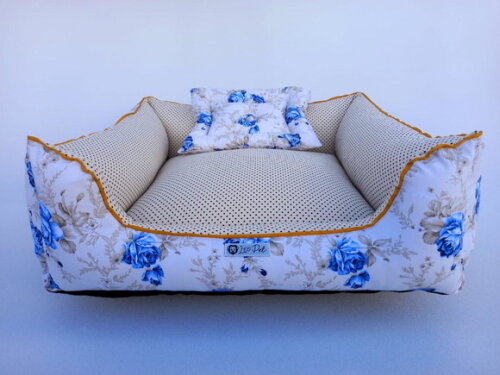 Cama para Pets quadrada Floral com Poá 40x40