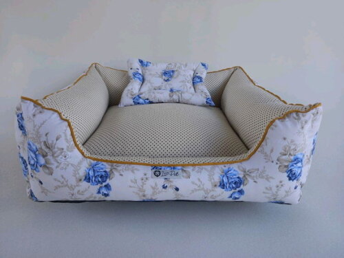 Cama para Pets retangular Floral com Poá 90x70