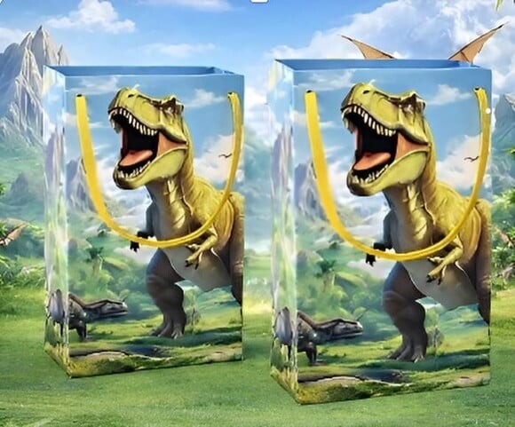 Kit Sacolinha Surpresa e Caixinha Milk do Dinossauro
