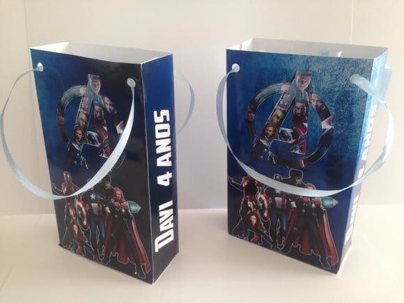 Sacolinha Surpresa Personalizada os Vingadores