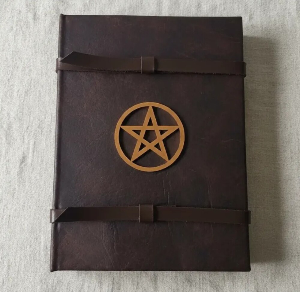 Grimório Pentagrama 400 Páginas A5 15x21cm