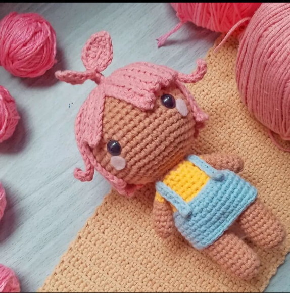 Flora Amigurumi