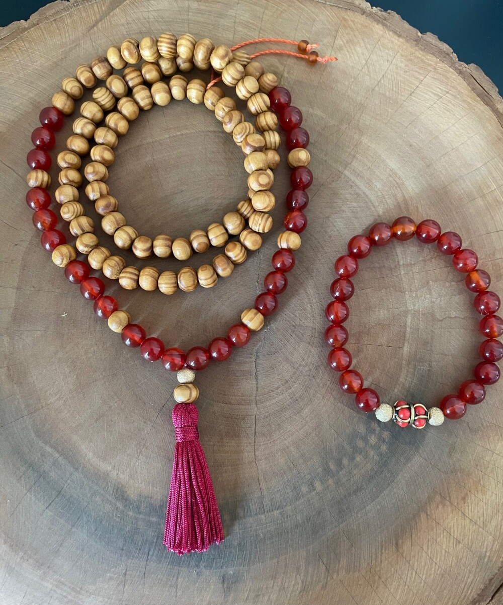 Conjunto Japamala e Pulseira Cornalina