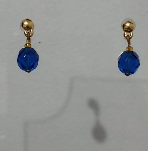 Brinco Cristais Tchecos Azul Petróleo