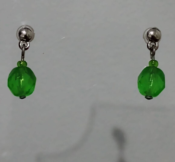 Brinco Cristais Tchecos Verdes