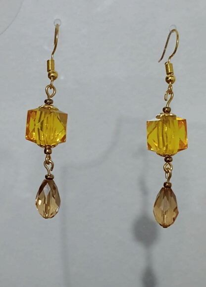Brinco Sandra Amarelo