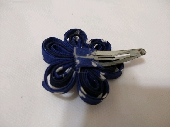Tic tac flor em viés marinho e corações