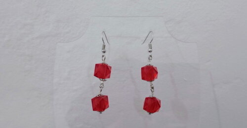 Brinco Acrílico Quadrado Vermelho