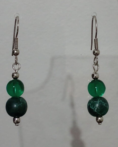 Brinco Cristais e Pedra Sabão Verde