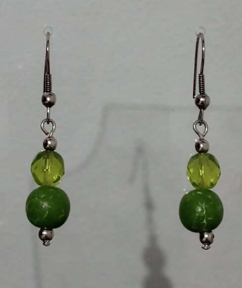 Brinco Cristais e Pedra Sabão Verde