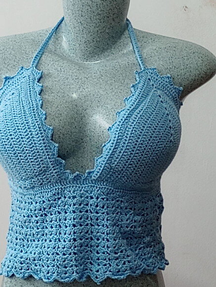 Cropped Azul em Crochê