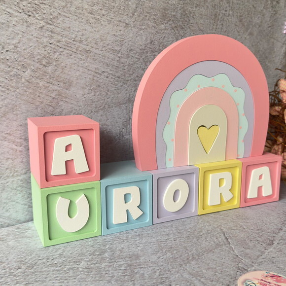 Arco Íris de Mesa Boho + Cubos Tons Pastel - Decoração Bebê