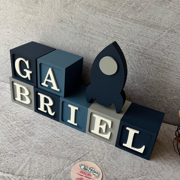 Astronauta- Cubos 6x6cm + Foguete Decoração Bebê