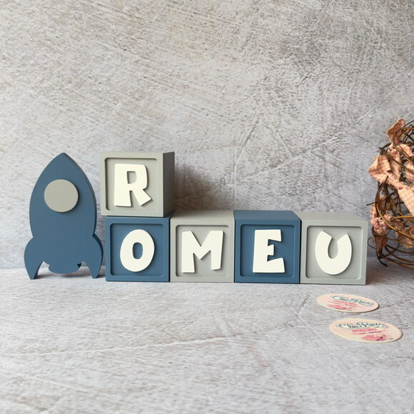 Astronauta- Cubos 6x6cm + Foguete Decoração Bebê