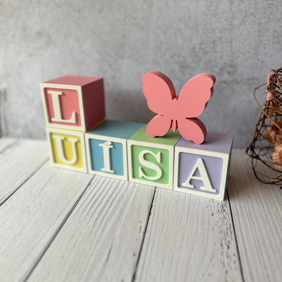Borboletinha + Cubos 6x6cm Decoração Bebê