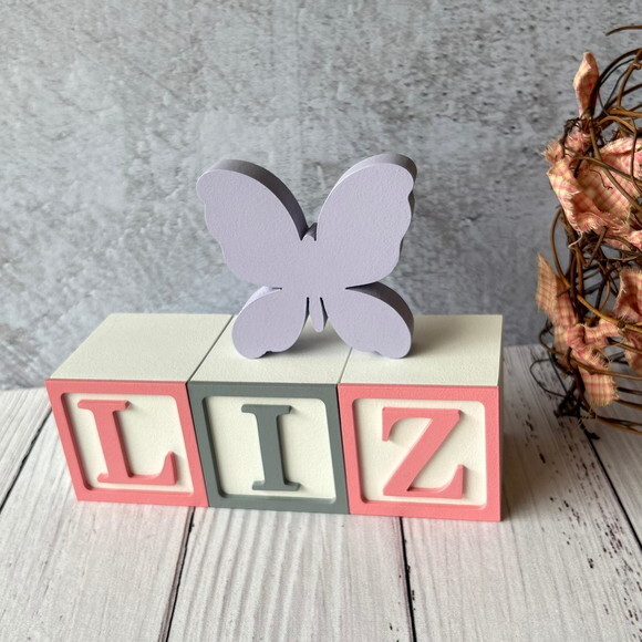 Borboletinha + Cubos 6x6cm Decoração Bebê