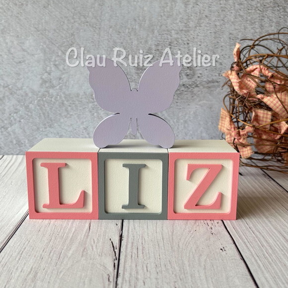 Borboletinha + Cubos 6x6cm Decoração Bebê