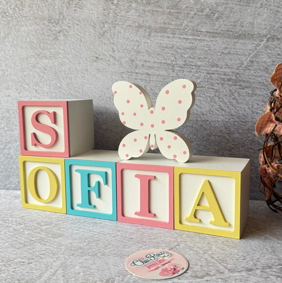 Borboletinha + Cubos 6x6cm Decoração Bebê