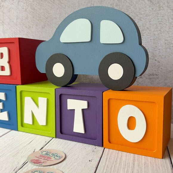 Carrinho Enfeite + Nomes em Cubo - Decoração Bebê