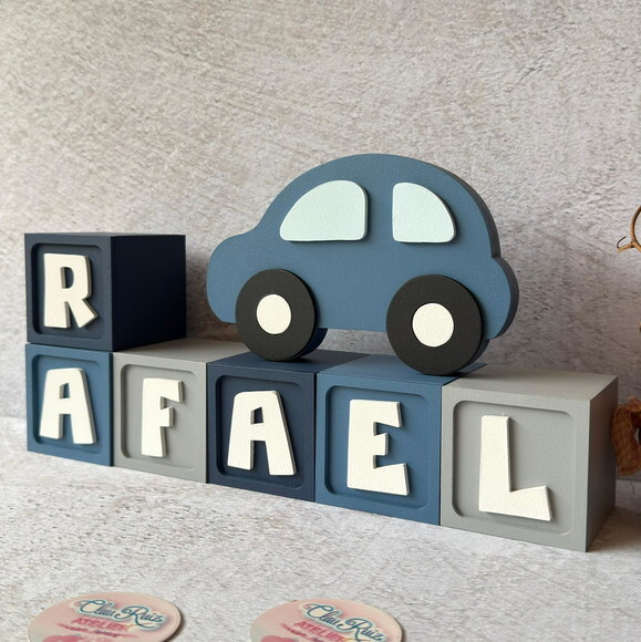 Carrinho Enfeite + Nomes em Cubo - Decoração Bebê